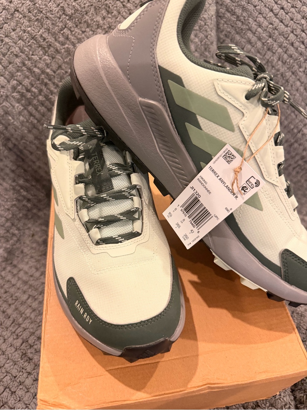 adidas Terrex Trail Sneakers - Light Gray & Sage
